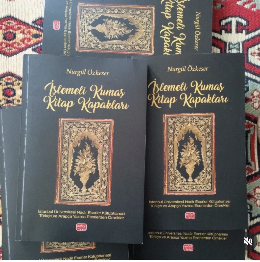 İşlemeli Kumaş Kitap Kapakları